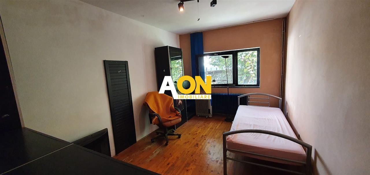 Casa cu 5 camere, 1500 mp teren, Centru. Pretabila pentru muncitori - Poză 9