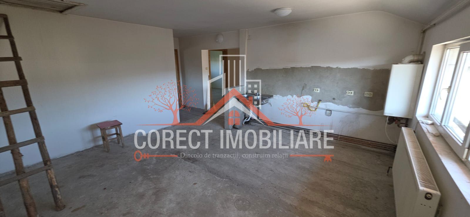 Apartament 4 camere – 70 mp utili + pod 30 mp – Etaj 5 – Preț 48.000 € - Poză 2