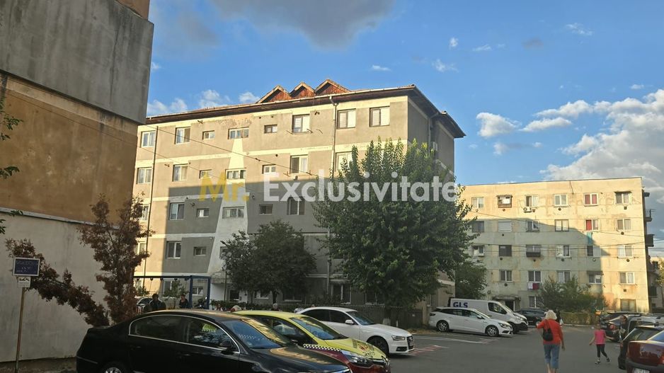 Apartament cu 3 camere decomandat, 71 mp – zona 9 Mai - Poză 13