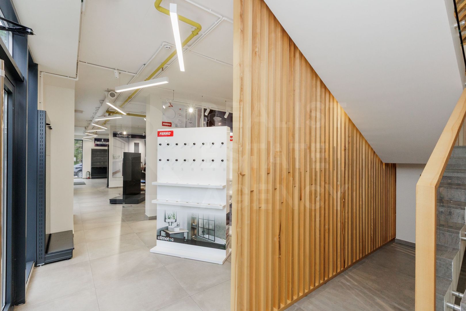 Chirie, spațiu comercial, amplasat în Ungheni, str. Mihai Eminescu - Poză 32