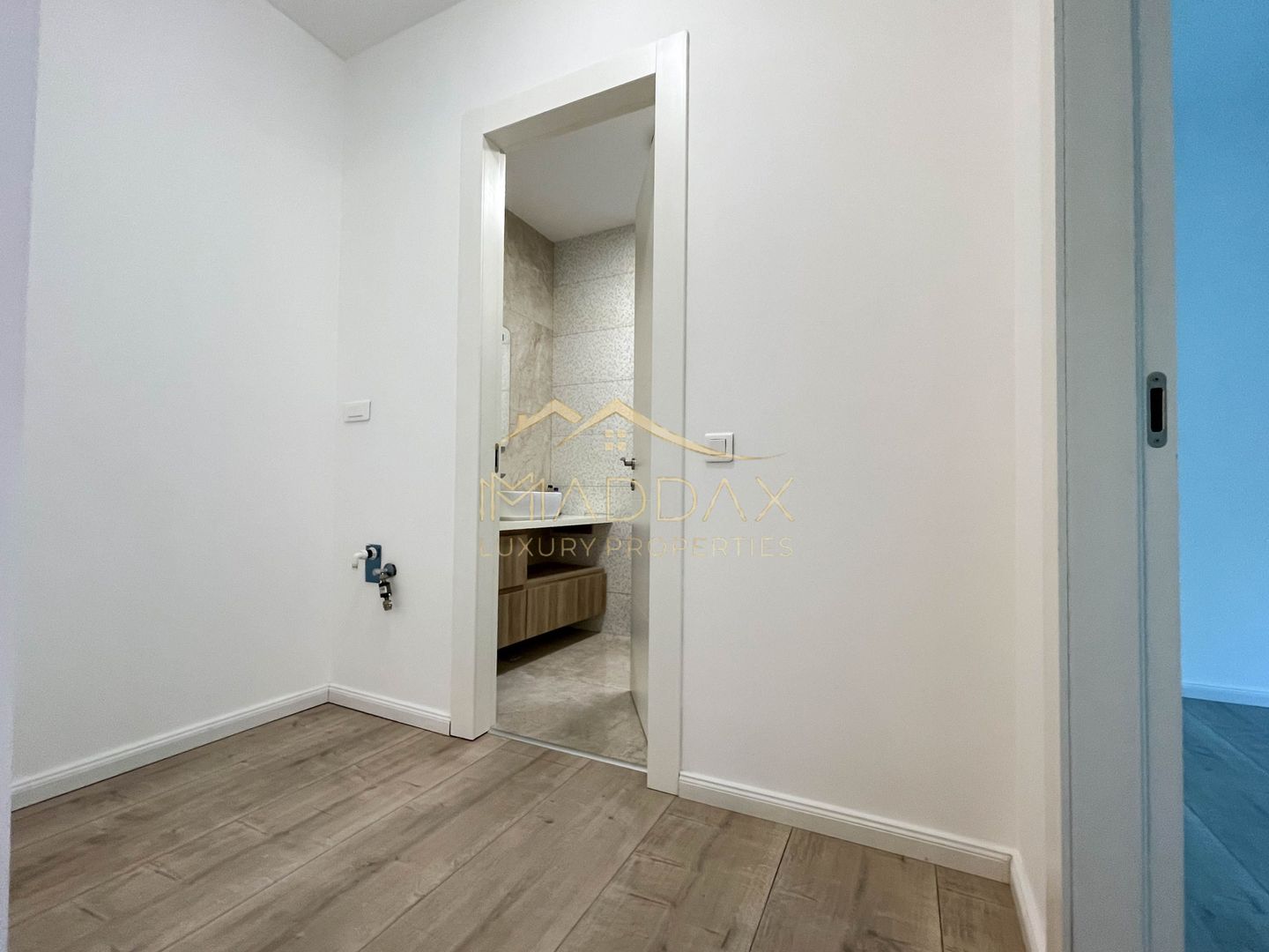 Apartament cu 2 camere de inchiriat ***LUX*** + Parking // Floreasca - Lake View - Poză 7