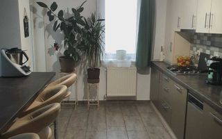 Apartament 3 camere – Florești, zona linistita, accesibila. - Poză 1