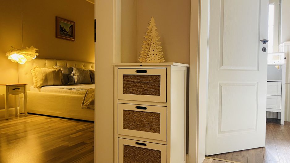 OFERTA REZERVATA - De inchiriat Casa cu Garaj - Segmentul Lux - Dumbravita - Poză 17