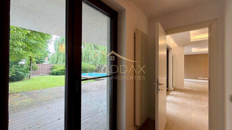 Vila cu 9 camere *900 teren* & piscina privata // Pipera - Poză 10