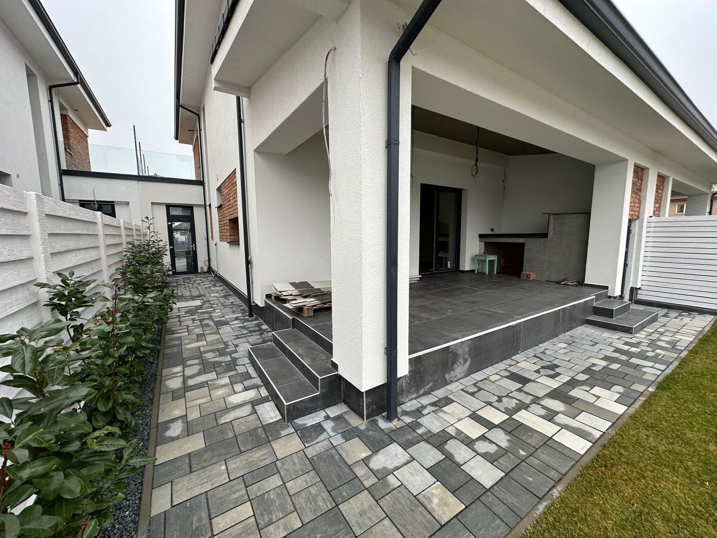 Duplex deosebit cu garaj și subsol - Poză 16