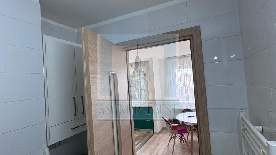 Garsonieră de vânzare – Top City | Coresi .Mobilată și utilată - Poză 17