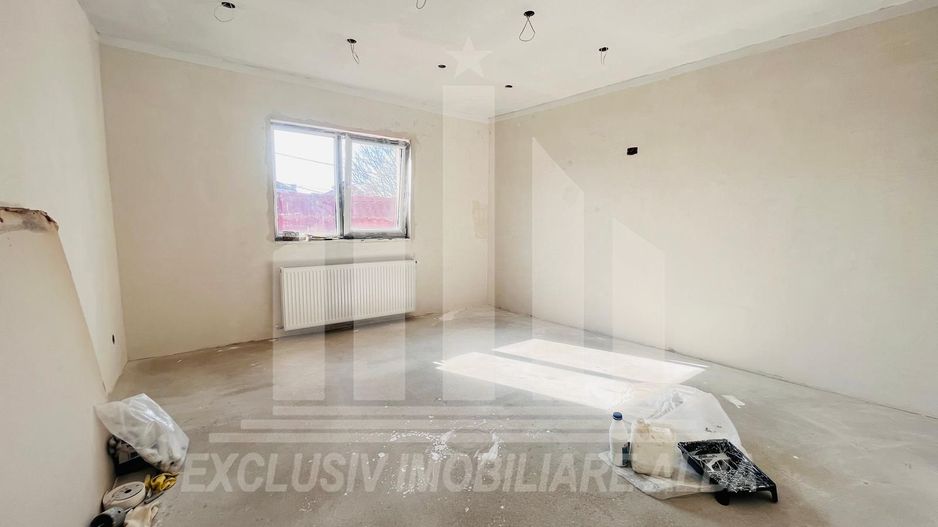 Garsoniera de vanzare, Maieri - Poză 2