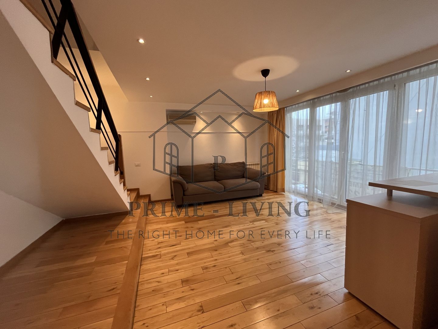 APARTAMENT CU 2 CAMERE LA INCHIRIERE LANGA PARCUL HERASTRU - Poză 2