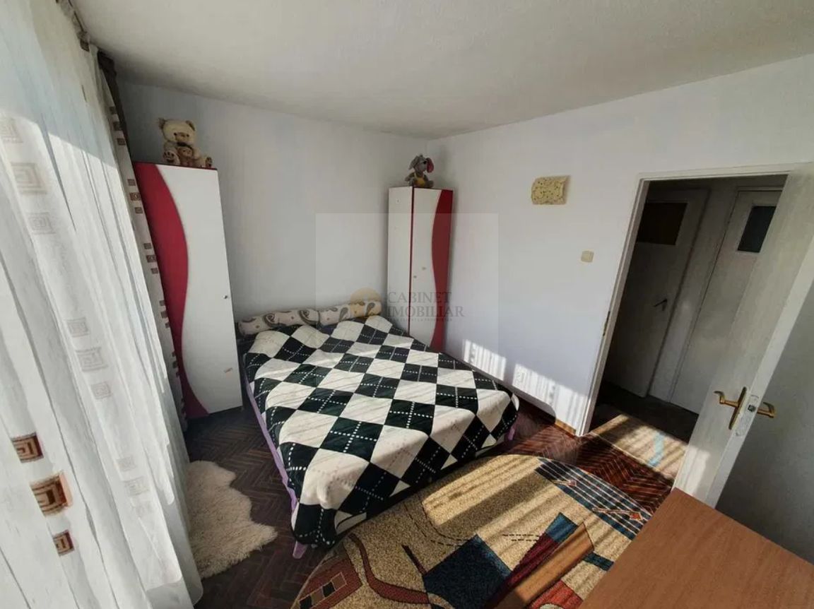 2 camere Sala Palatului - Poză 4