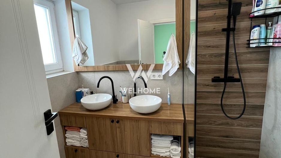 Casă individuală modernă cu garaj - teren 400 mp – Sura Mare - Poză 25