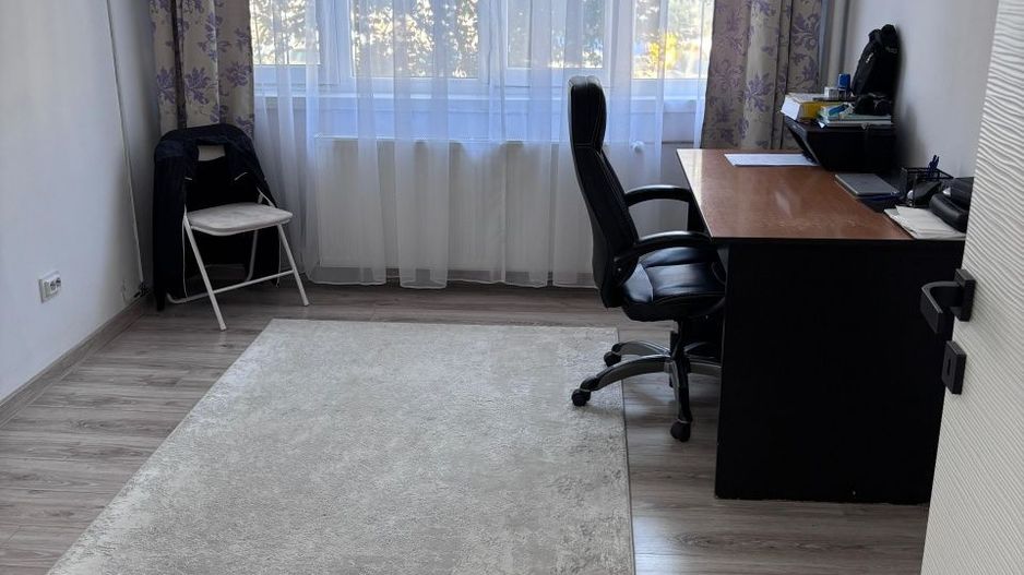 Dambovita | 3 Camere | 2 Bai | Decomandat | Bloc Izolat - Poză 3