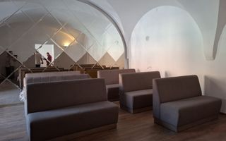 Pensiune 12 camere de închiriat | Central, Sibiu | terasă - Poză 4