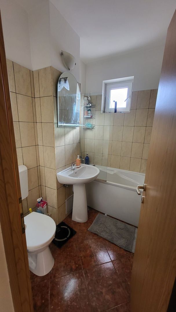Apartament cu 3 camere de inchiriat Alba Iulia - Poză 1