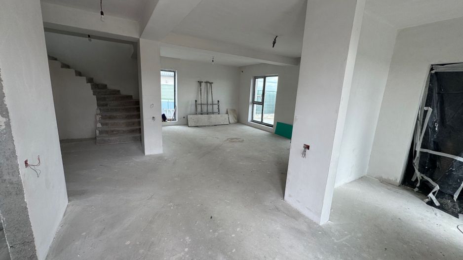 Vila Tunari MODERNA si spatioasa teren 500m, TOATE UTILITATILE - Poză 11