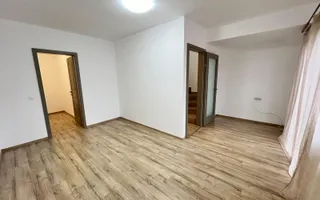 Casa cu 7 camere | 3 balcoane | Garaj | 220 mp + 80 mp curte | Cartier Panorama - Poză 17