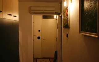 Apartament cu 4 camere, 82 mp, 2 băi și 2 balcoane, zona Câmpului. - Poză 11