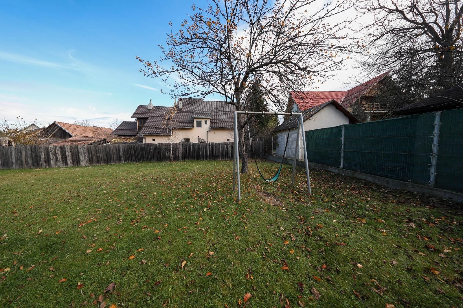 Vilă spațioasă de vânzare în Predeluț, Bran | 2000mp - Poză 48