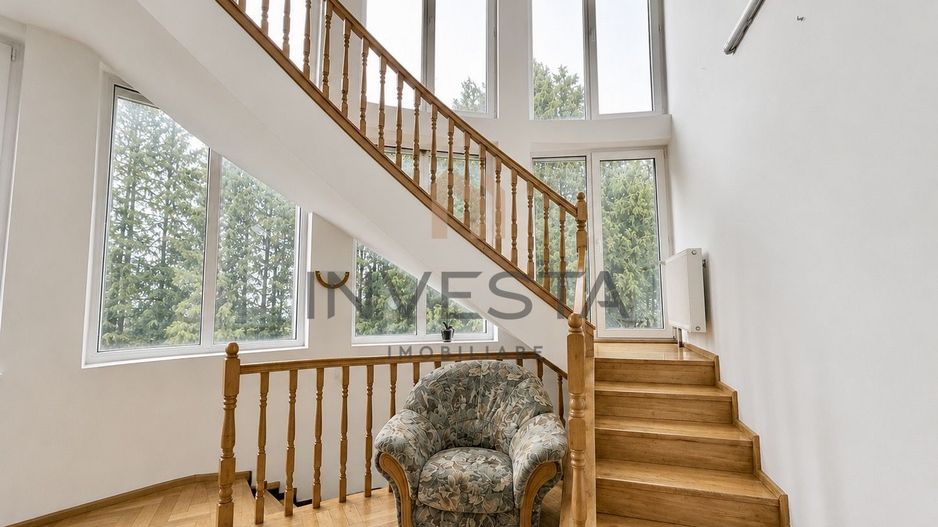 Vila spatioasa cu 15 camere de inchiriat in zona Andrei Muresanu - Poză 3