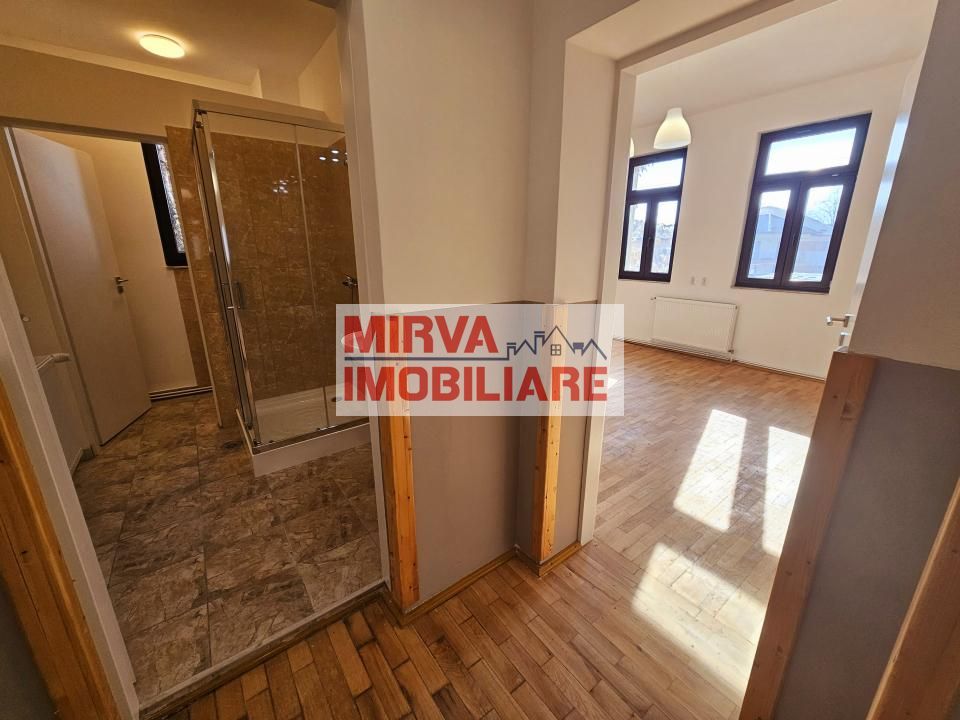 🏢 Spațiu de birouri – 5 camere, 3 băi – Etaj 1 vilă, Zona Centrală - Poză 19