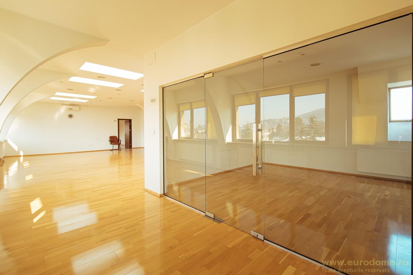 Inchiriere Spatiu exclusivist - Poză 9