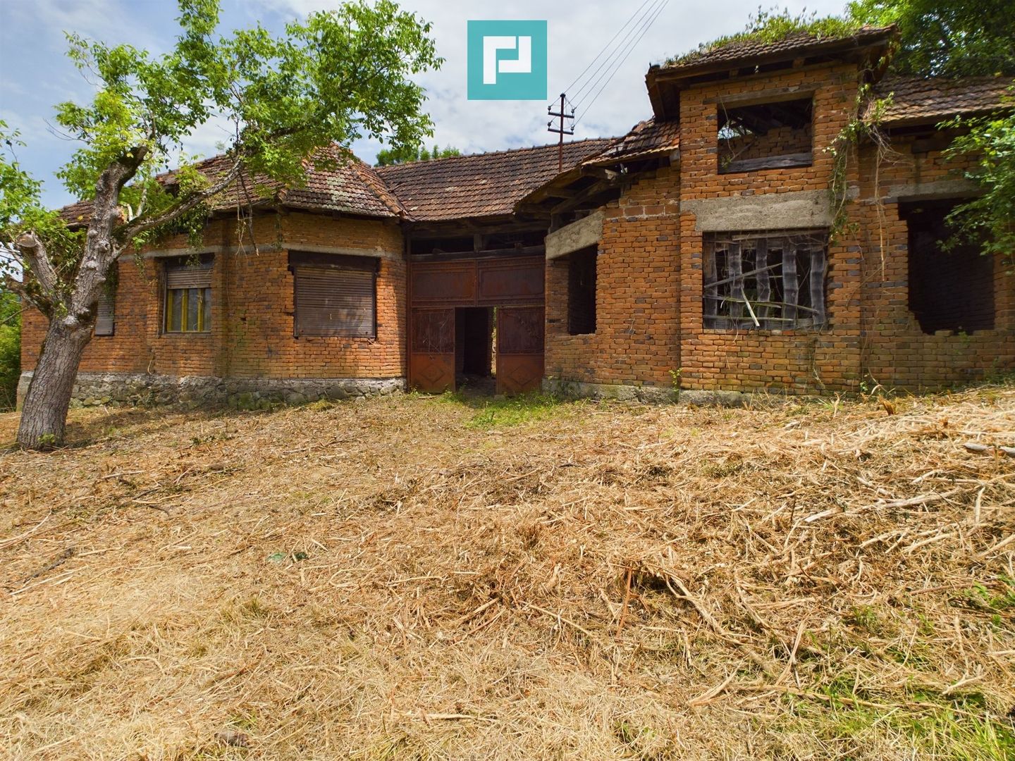 Loc de casă cu construcție în Dezna! - Poză 3