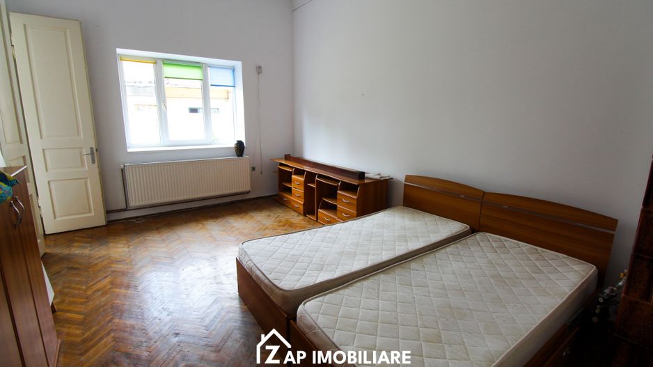 Casa individuala - 140 mp - 5 camere - Zona Cetatea Medievala - Poză 8