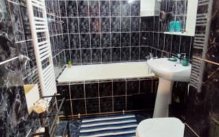 De vanzare apartament 2 camere Decomandat/Centrala proprie - Poză 7