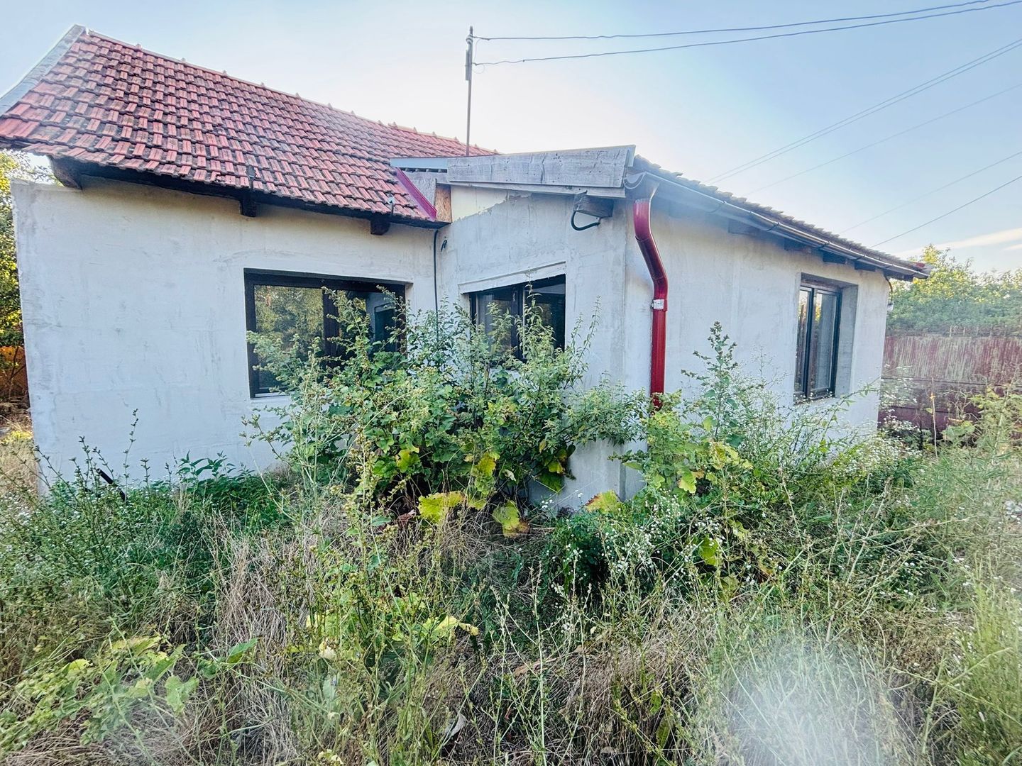 Casă și teren, 1.000 mp, Ciulești. 18.000 E. Comision 0 - Poză 1