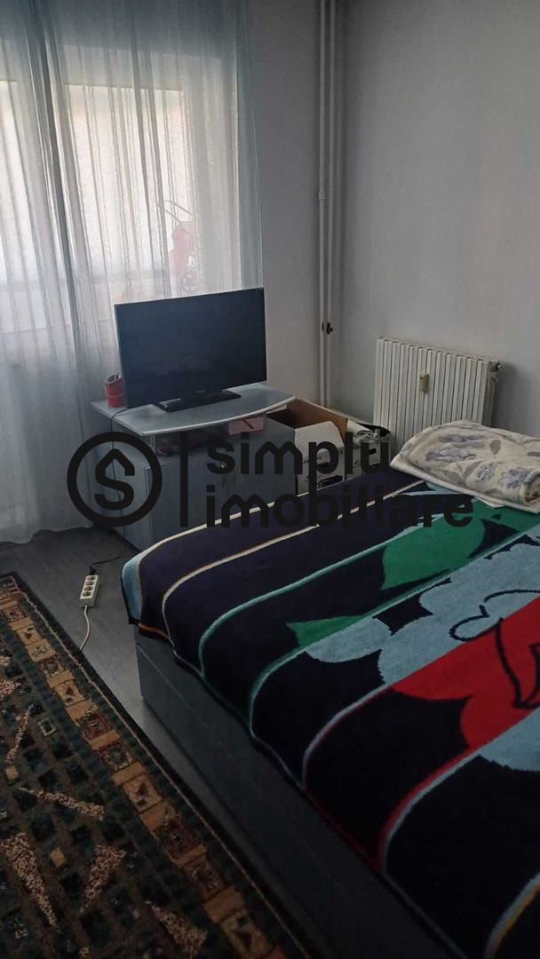 3 decomandate, etaj 2/4, centrala termica, Rovine - 157 000 Euro - Poză 4