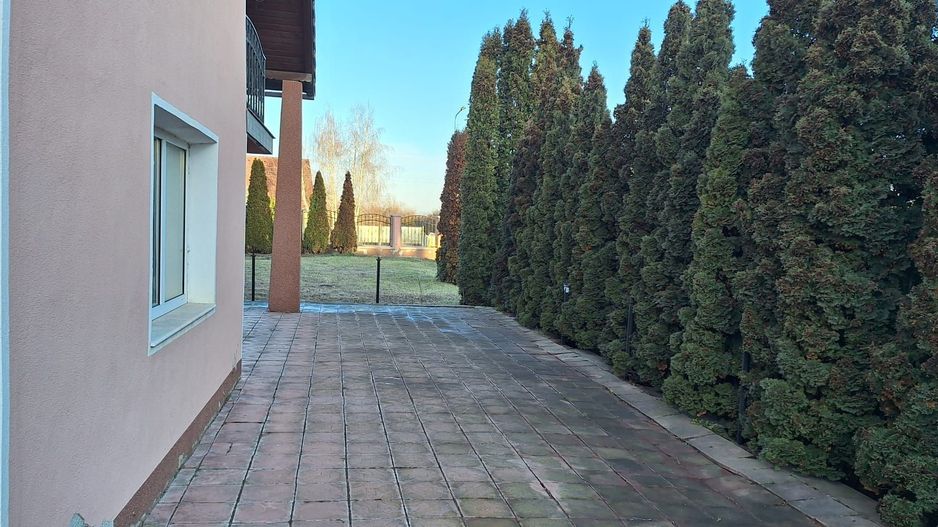 Casa singur in curte curte spatioasa zona Bartolomeu/Stupini - Poză 19