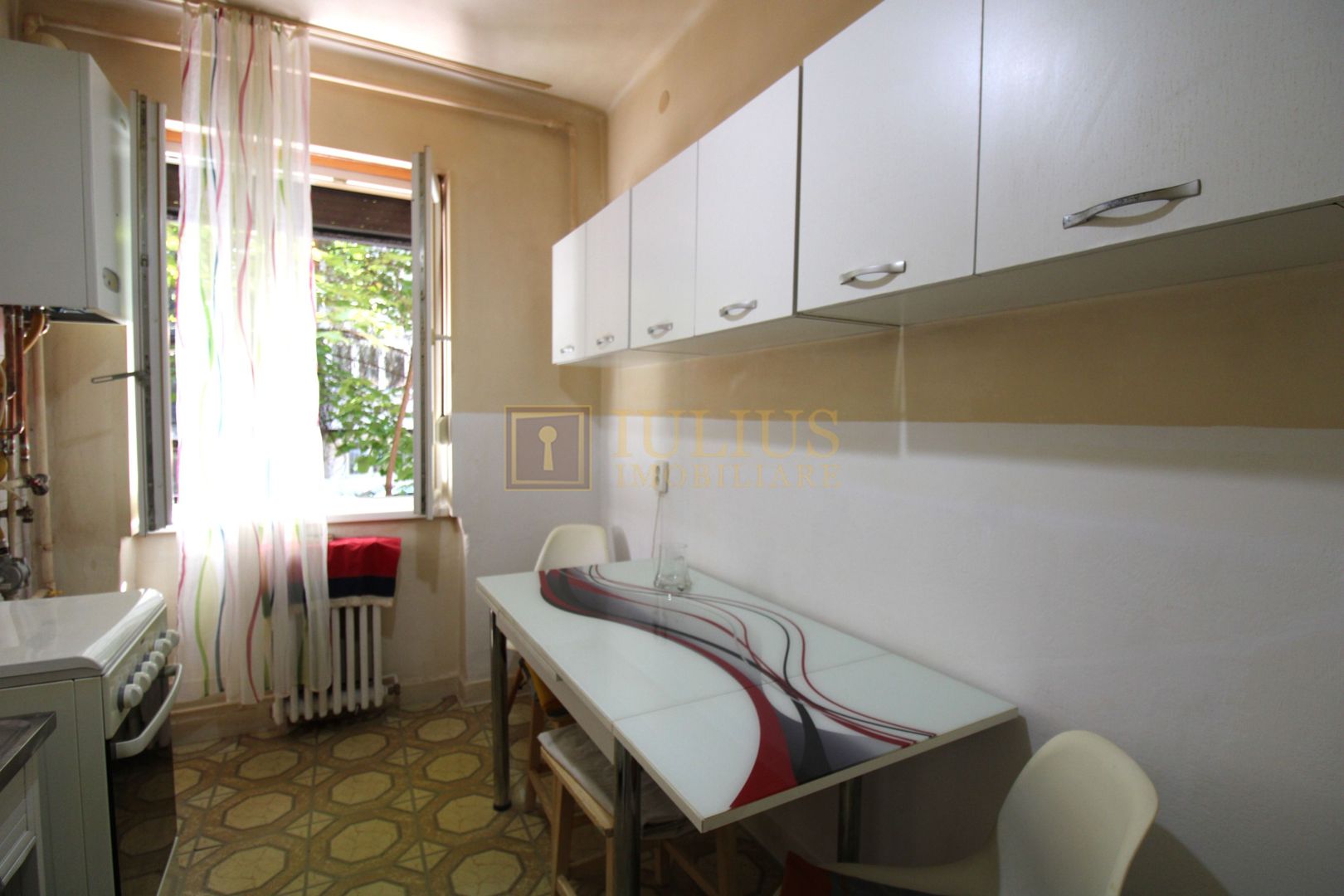 Apartament cu 2 camere langa Medicina. - Poză 10
