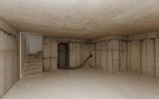 Vânzare, duplex, 3 nivele, str. Frasinilor, Ialoveni. - Poză 24