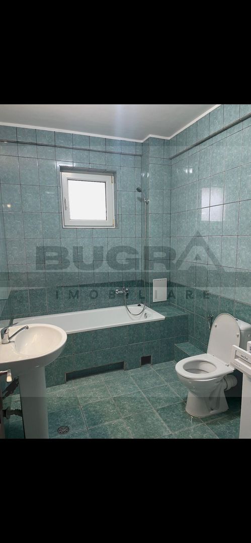 Apartament de 3 camere, 70mp, parcare, zona Negoiu - Poză 10