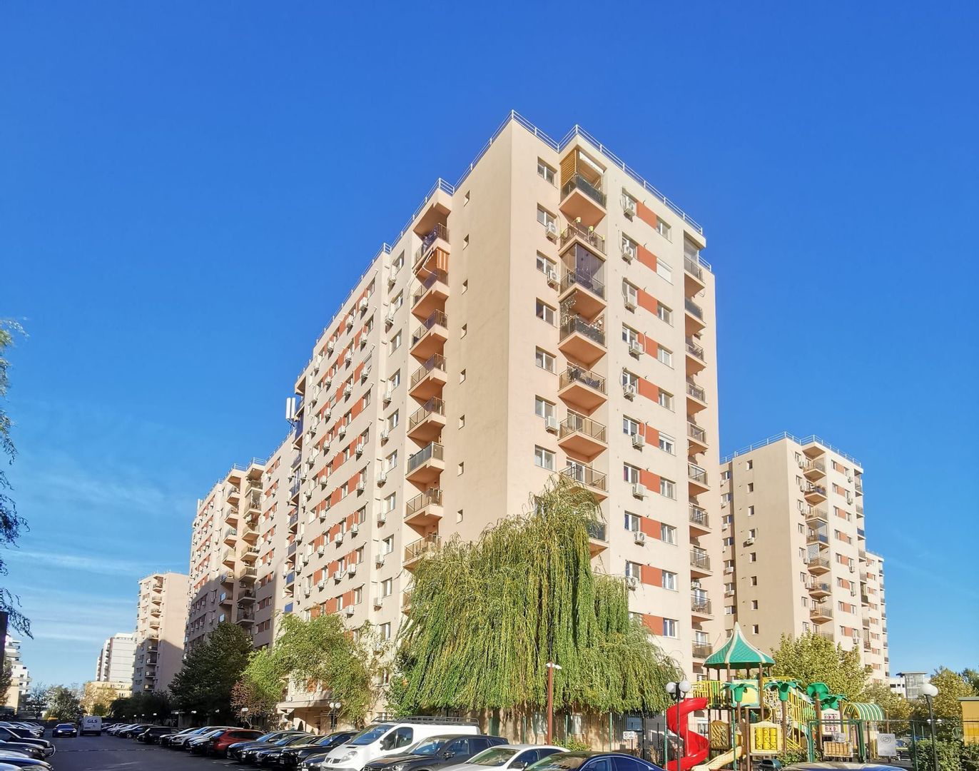 Garsoniera mutare imediata mobilata si utilata - Poză 2