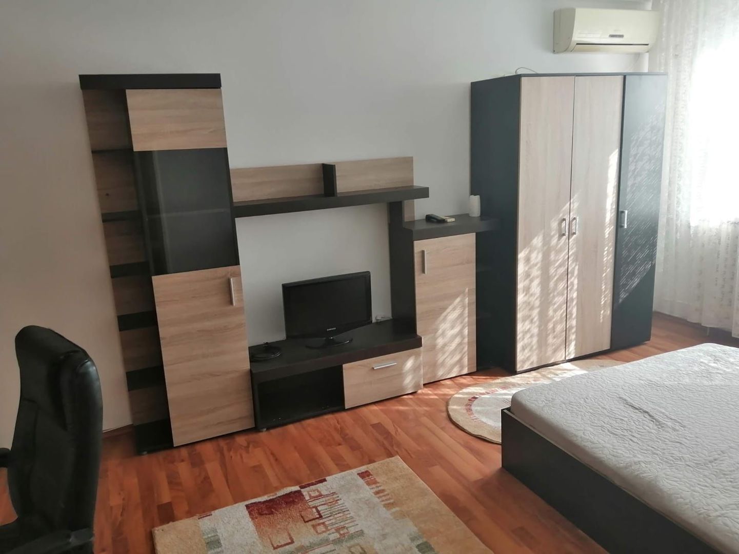 Garsonieră Drumul Taberei, decomandată, spațioasă,etaj 4/4, f.b.intret - Poză 2