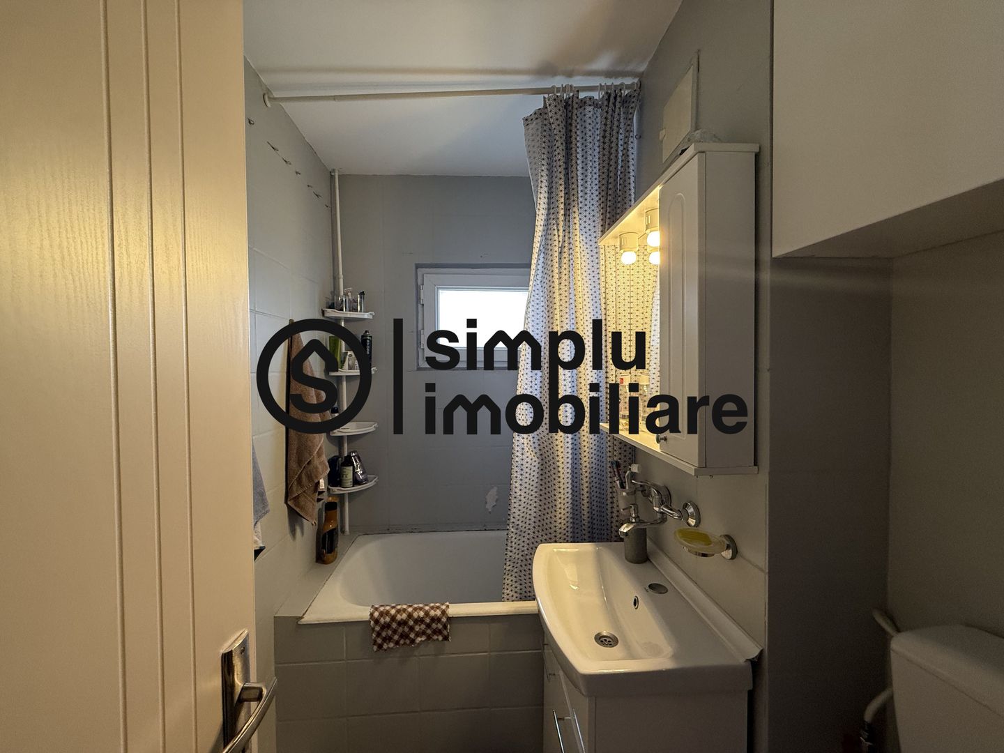 Apartament 3 camere Rovine et 2/4 - Poză 16