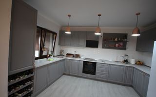 Modern si primitor - Poză 63