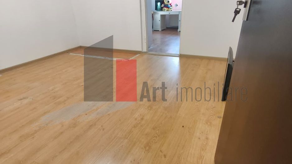 Casa Vanzare Giulesti 4 camere - Poză 21