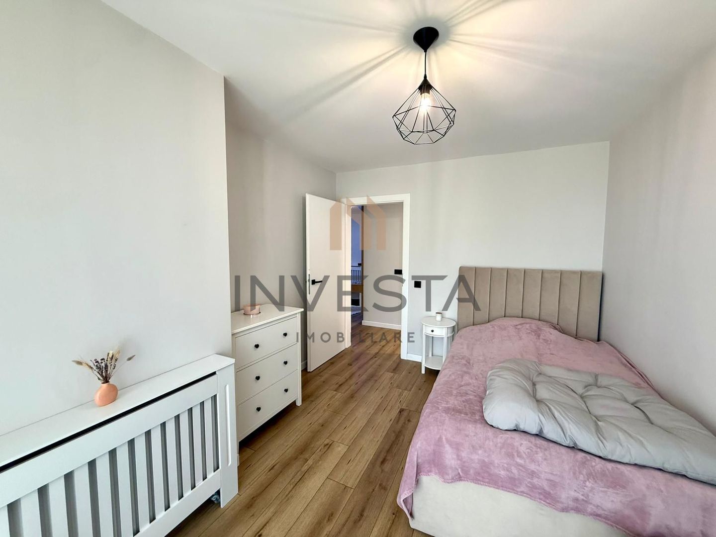 3 camere moderne - terasa generoasa, zona Grigorescu–locatie excelenta - Poză 5