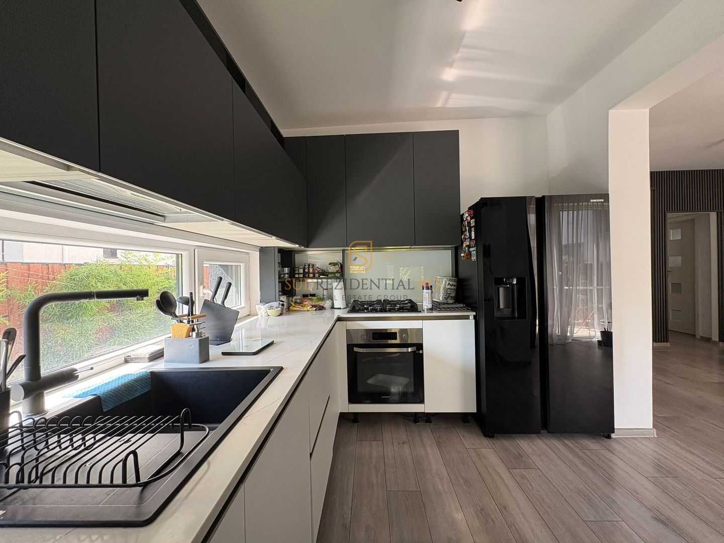 Duplex modern cu 4 camere, curte amenajata, com.Berceni - Poză 12