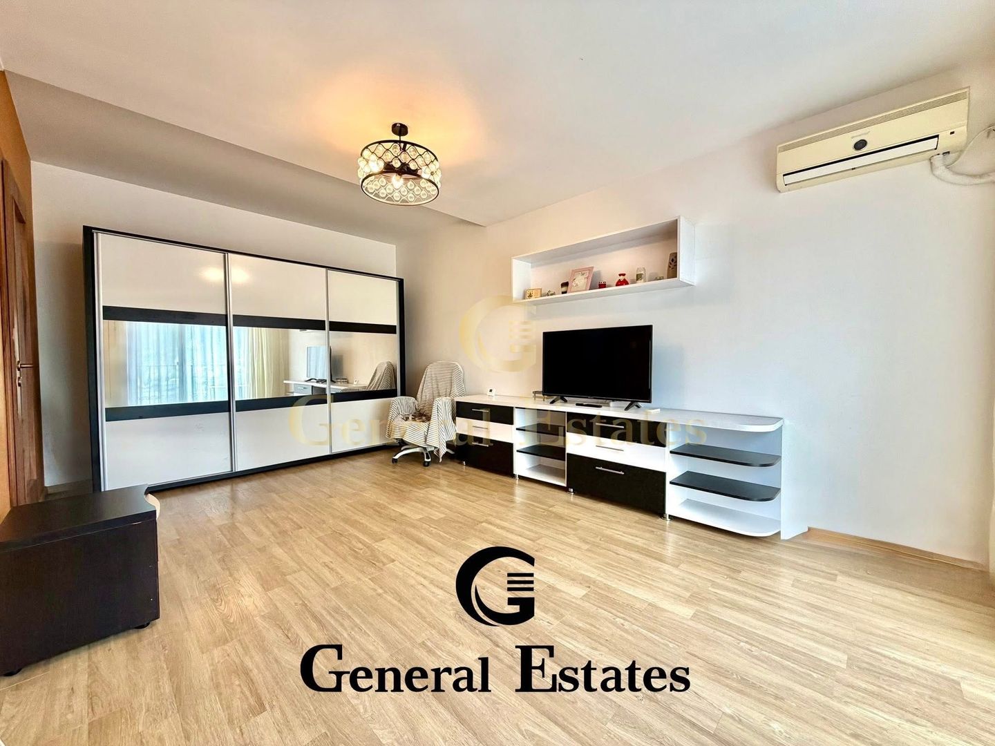 Vânzare apartament luminos cu vedere spre pădure | Poitiers – Frumoasa - Poză 7