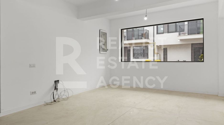 Casă nouă, spațioasă și elegantă, 7 camere, Lângă Pădurea Crețuleasca - Poză 29