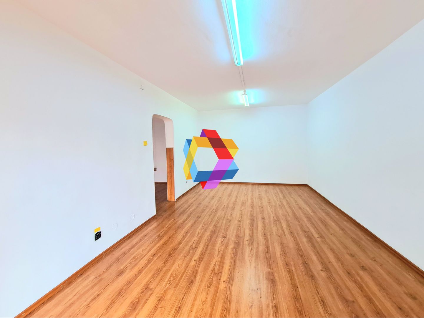 Spatiu comercial de vânzare cu vad Brașov - 57 mp # plus-imo.ro - Poză 4