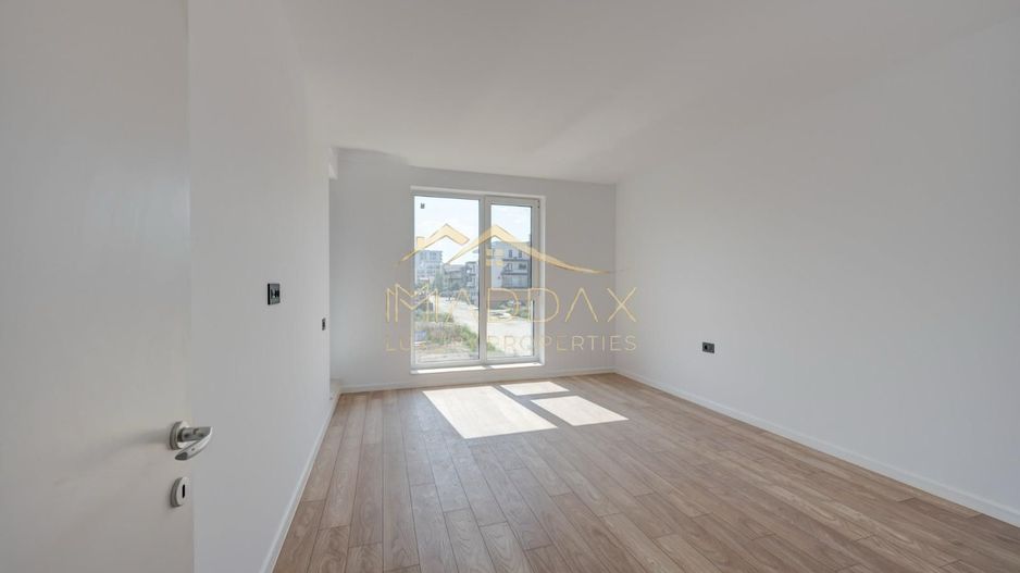 Vila LUX _P+2***5 camere//Lac Pipera-Tunari - Poză 14