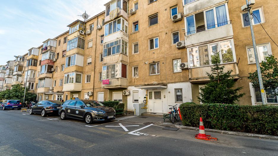 Apartament cu 3 camere, etaj 1 + loc de parcare pe Aleea Predeal - Poză 15