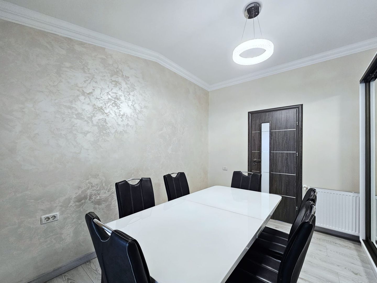 Apartament 2 camere de vanzare Brasov Tractorul terasa mare - Poză 11