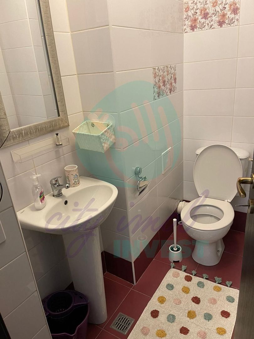 APARTAMENT cu 2 BAI si CENTRALA PROPRIE - Poză 8
