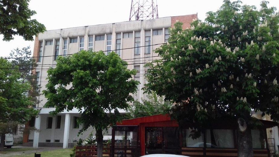 Spatiu comercial Costesti - Poză 1