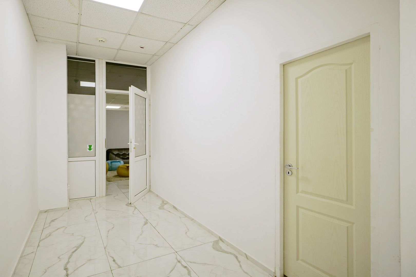 Spatiu comercial 2000 mp,Valea Cascadelor - Poză 19