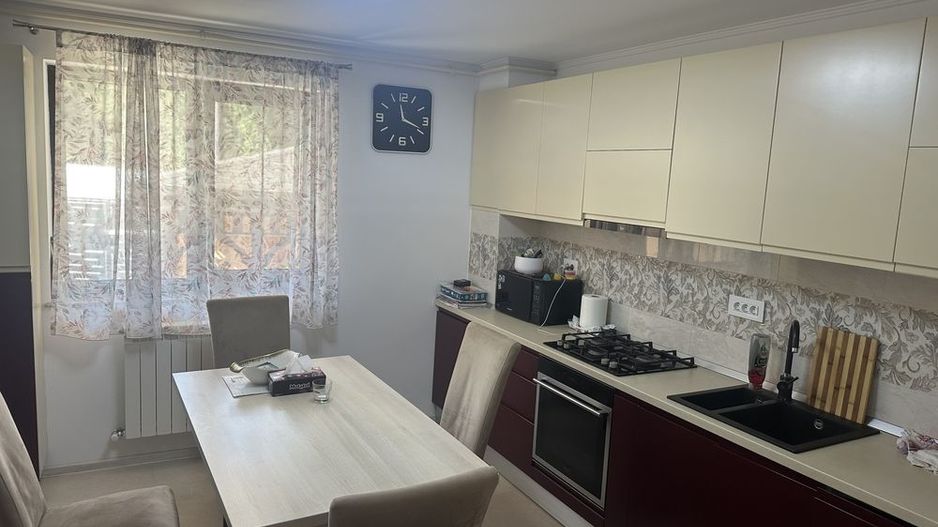 Vila P+1+M de vanzare Zona Stadion / City Mark Mall - Ocazie - Poză 6